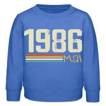 Mai 1986 - Sweat enfant bio Stanley/Stella - carolina blue - Devant - AI Model Kid Female (0cm)