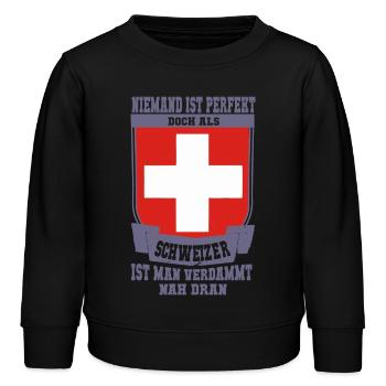 Schweizer Perfekt - Kinder Organic Sweatshirt Mini Changer von Stanley/Stella - Schwarz - Vorne - AI Model Kid Male (0cm)