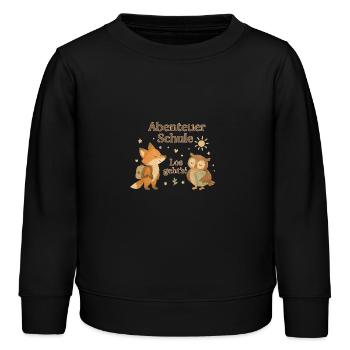 Einschulung – Abenteuer Schule 1. Klasse - Kinder Organic Sweatshirt Mini Changer von Stanley/Stella - Schwarz - Vorne - AI Model Kid Male (0cm)