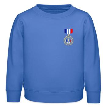 Médaille Bleu Blanc Rouge - Sweat enfant bio Stanley/Stella - carolina blue - Devant - AI Model Kid Female (0cm)