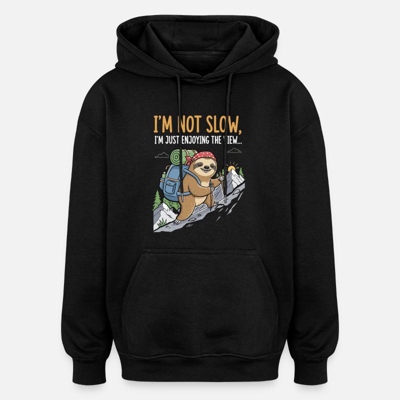 Faultier beim Bergsteigen mit Aussicht - Oversized Unisex Hoodie - Schwarz