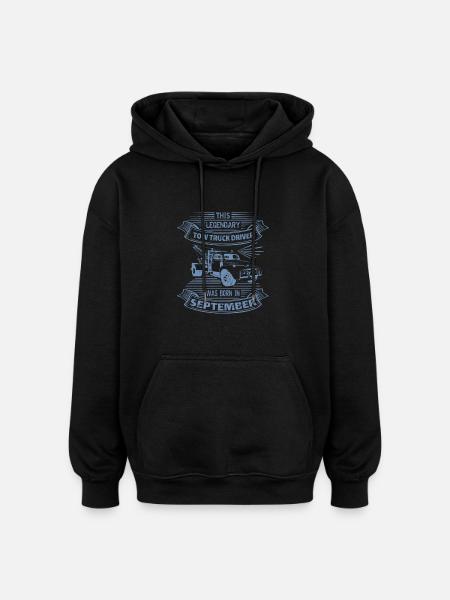 Legendärer Abschleppwagenfahrer im September - Oversized Unisex Hoodie - Schwarz