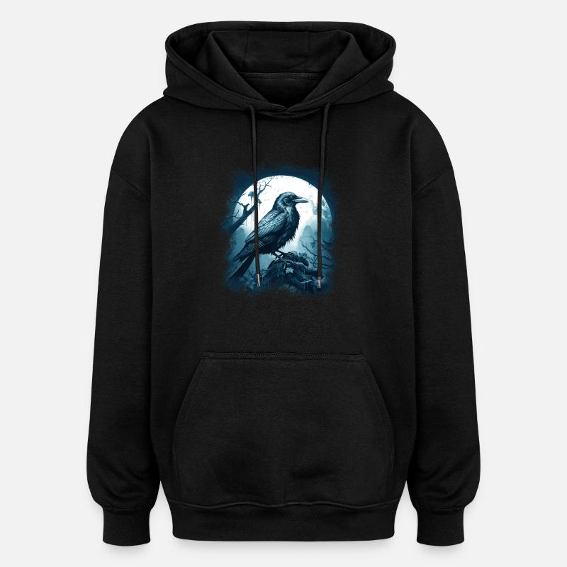 Mystisk korp framför fullmåne i mystisk skog - Oversized luvtröja unisex - svart