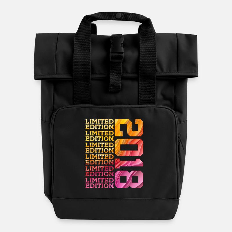 LIMITED EDITION 2018 8 JAHRE 8. GEBURTSTAG - Rolltop Rucksack mit zwei Griffen - Schwarz