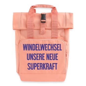 Windelwechsel – unsere neue Superkraft - Rolltop Rucksack mit zwei Griffen - Chintzrosa - Vorne