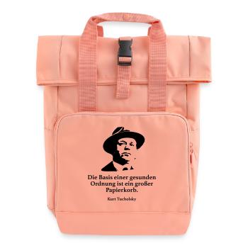 Tucholsky: Die Basis einer gesunden Ordnung ist e - Rolltop Rucksack mit zwei Griffen - Chintzrosa - Vorne