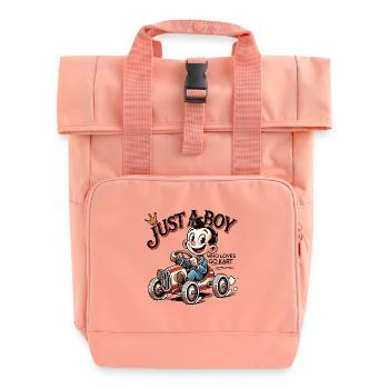 Juste un garçon qui aime le style de dessin animé Go-Kart - Sac à dos Roll Top à deux anses - rose liberty - Devant