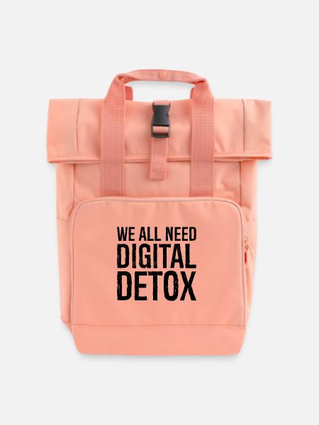 we all need digital detox - Rolltop Rucksack mit zwei Griffen - Chintzrosa