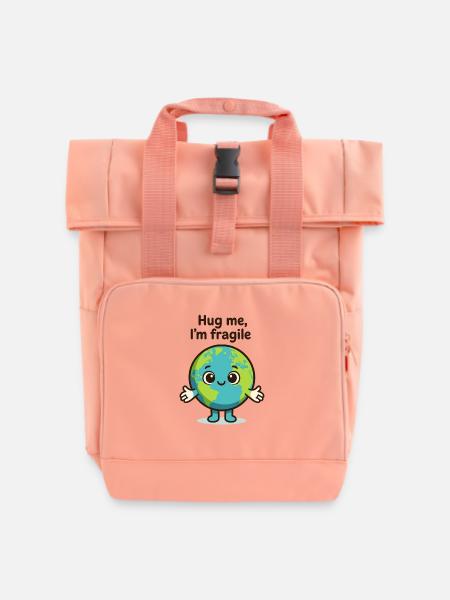 Fragile Earth Hug Me - Rolltop Rucksack mit zwei Griffen - Chintzrosa