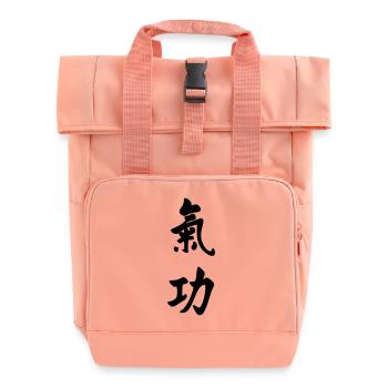QI Gong Schreiben vertikal - Rolltop Rucksack mit zwei Griffen - Chintzrosa - Vorne