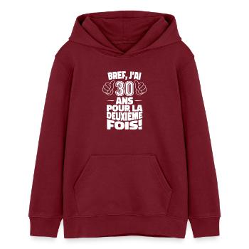 Ich bin zum zweiten Mal 30 Jahre alt – Geburtstag 60 - Teenager Organic Hoodie Mini Cruiser von Stanley/Stella - Burgunderrot - Vorne - AI Model Teenager Male dark (155cm)