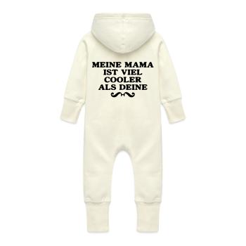 meine Mama ist viel cooler als deine - Baby Bio Sweat Overall mit Kapuze - Vanille-Milchshake - Hinten