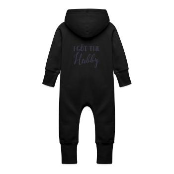 I Got The Hubby - Bachelorette Hen Party Geschenk - Baby Bio Sweat Overall mit Kapuze - Vanille-Milchshake - Hinten