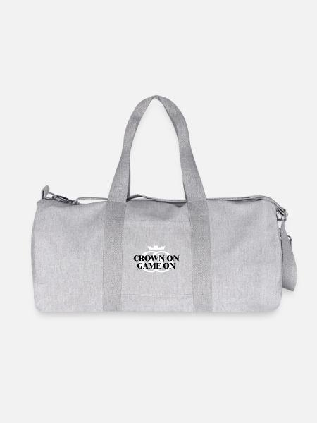 KRONE AUF. DAS SPIEL GEHT WEITER. Oppoline Kollektion - Recycelte Canvas-Sporttasche von Stanley/Stella - Grau meliert