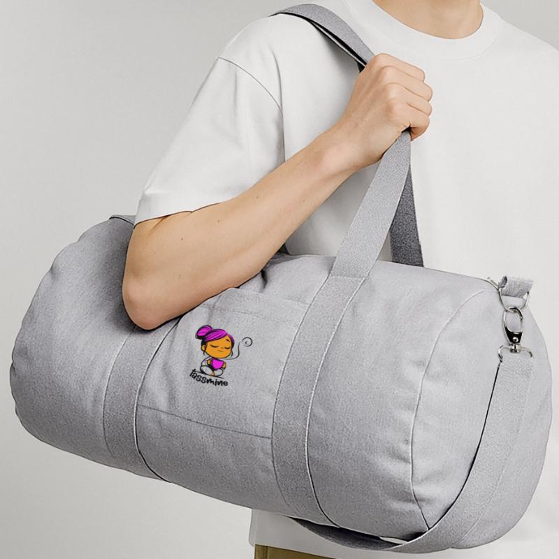 Tassmine enspannt mit einer Tasse Tee oder Kaffee Recycelte Canvas-Sporttasche von Stanley/Stella