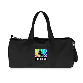 I BELIEVE Einhorn vor leuchtenden Regenbogenstrahl - Recycelte Canvas-Sporttasche von Stanley/Stella - Schwarz - Vorne