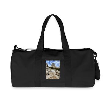 Schneebedeckte Berge - Recycelte Canvas-Sporttasche von Stanley/Stella - Schwarz - Vorne
