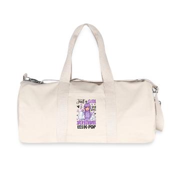 Just A Girl Who Loves Anime And K-Pop - Recycelte Canvas-Sporttasche von Stanley/Stella - Naturweiß - Vorne