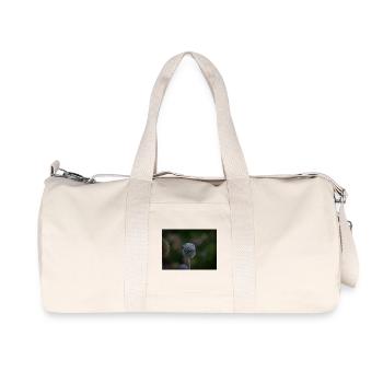 Bienen auf lila Kugeldistel - Recycelte Canvas-Sporttasche von Stanley/Stella - Naturweiß - Vorne