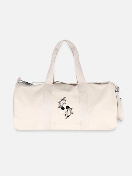 zwei fantasievolle Kois - Recycelte Canvas-Sporttasche von Stanley/Stella - Naturweiß