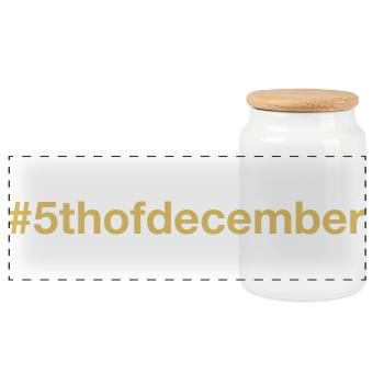 né le 5 décembre Anniversaire anniversaire - Boîte à biscuits avec couvercle en bois - blanc - Devant