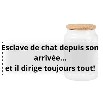 Esclave_de_chat_depuis_son_arrive-- - Boîte à biscuits avec couvercle en bois - blanc - Devant
