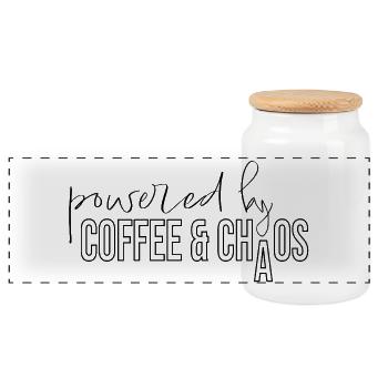 powered by coffee and chaos Kaffeejunkie Spruch - Panorama Keksdose mit Holzdeckel - Weiß - Vorne
