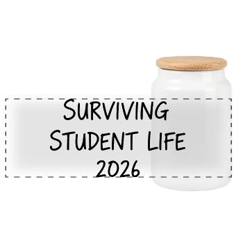 Surviving Student Life 2026 – witziges Motiv - Panorama Keksdose mit Holzdeckel - Weiß - Vorne