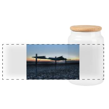 Empty beach - Panoramic Cookie Jar with Wooden Lid - white - Front