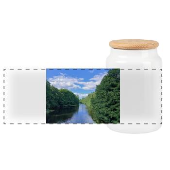 Rivière tranquille au milieu des arbres verdoyants - Boîte à biscuits avec couvercle en bois - blanc - Devant