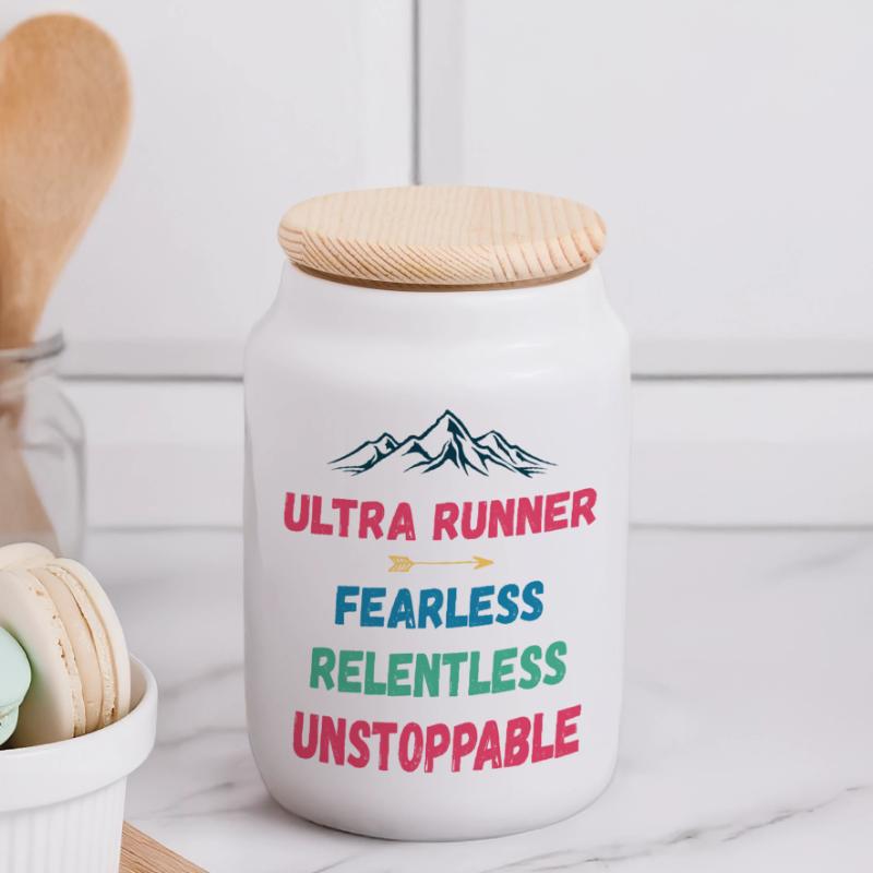 Ultra Runnner - Intrépide. Implacable. Imparable. Boîte à biscuits avec couvercle en bois