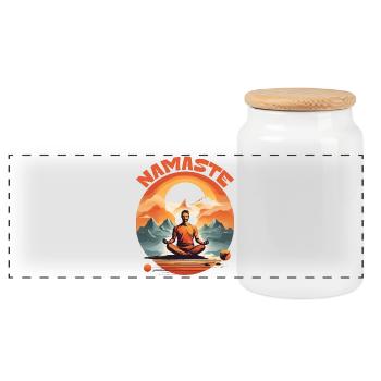 GELASSENHEIT INMITTEN VON GIPFELN: YOGA NAMASTE - Panorama Keksdose mit Holzdeckel - Weiß - Vorne