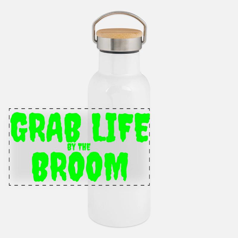 Schnapp dir das Leben vom Besen Grafikdesign Panorama Thermosflasche mit Bambusdeckel