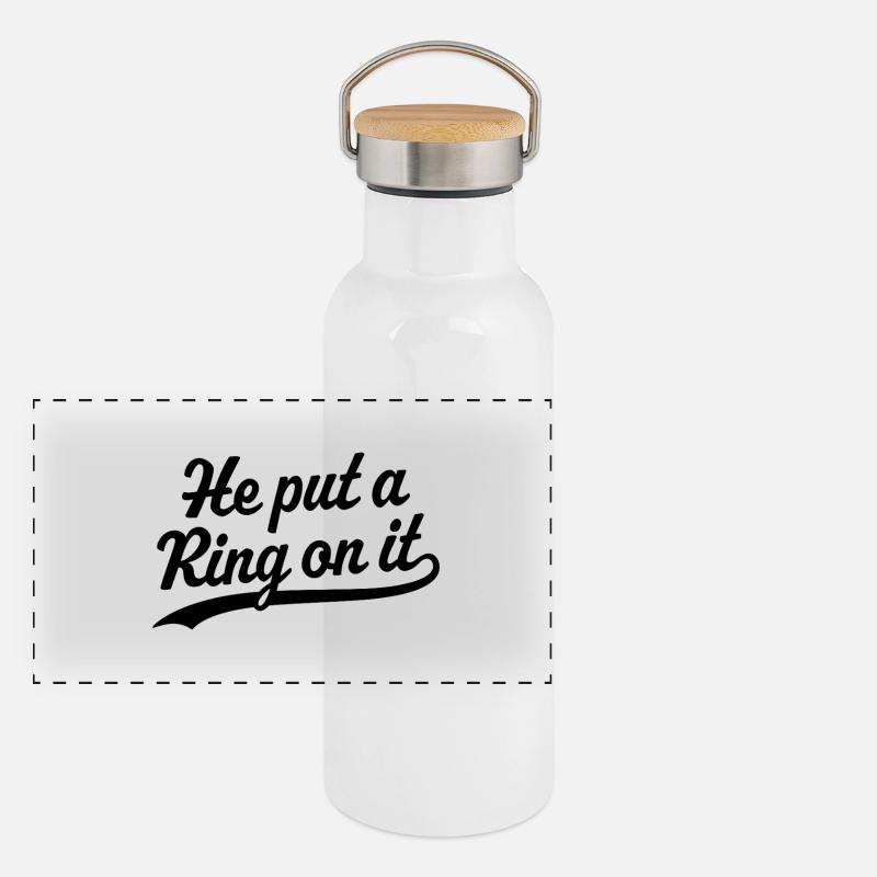 Er steckte einen Ring daran Panorama Thermosflasche mit Bambusdeckel