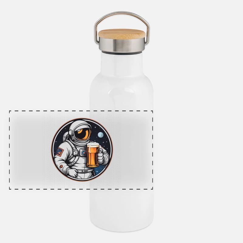 Astronaut mit Bier im All - Panorama Thermosflasche mit Bambusdeckel - Weiß