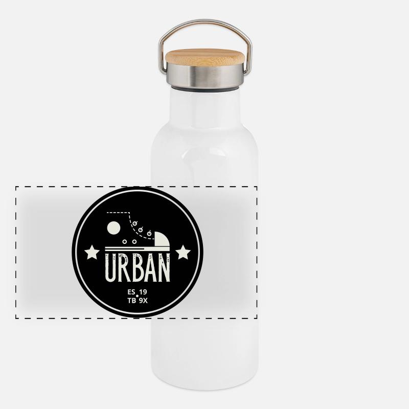 Urban Style Badge Featuring Red Sneaker and Bold  Gourde isotherme avec bouchon en bambou