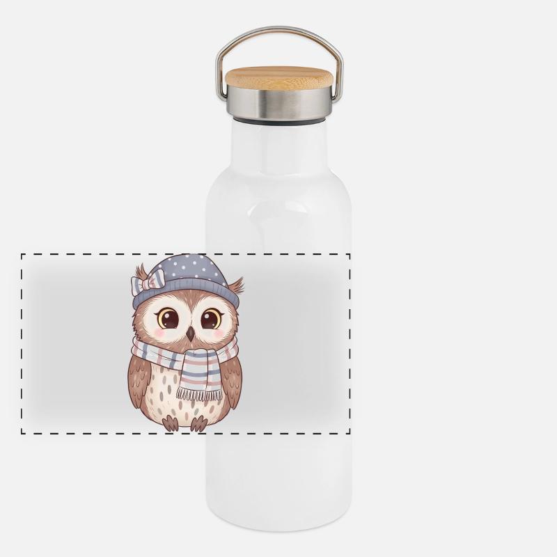 Wintereule mit Schal und Mütze - Panorama Thermosflasche mit Bambusdeckel - Weiß