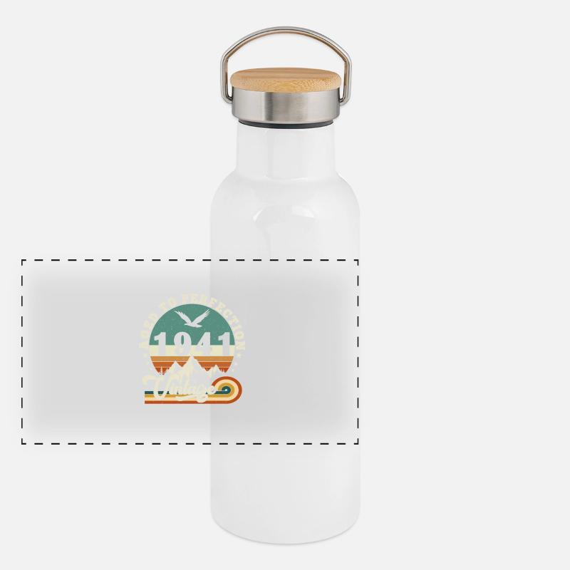 Aged to perfection 1942 Retro -Edition 2025. Panoramic Thermal Bottle with Bamboo Lid