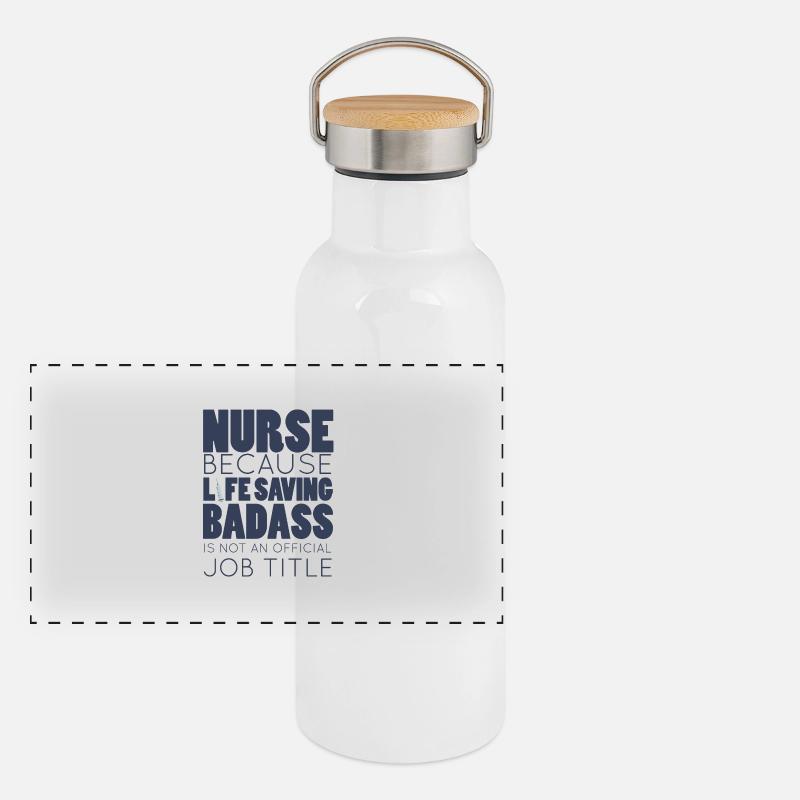 Krankenschwester: Nurse because life saving Badass Panorama Thermosflasche mit Bambusdeckel