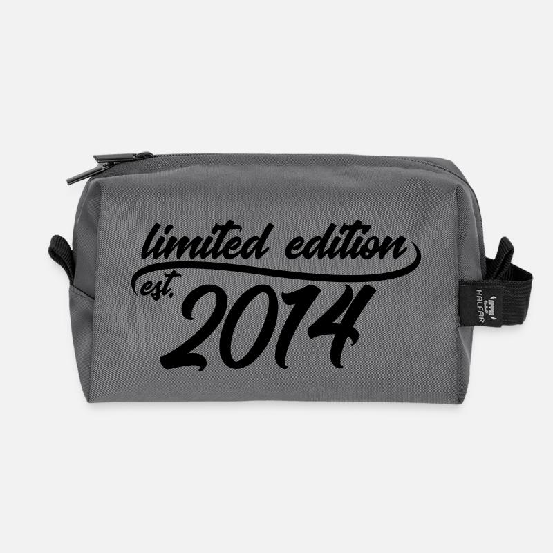Limited Edition est 2014 - Recycelte Kulturtasche - Anthrazit