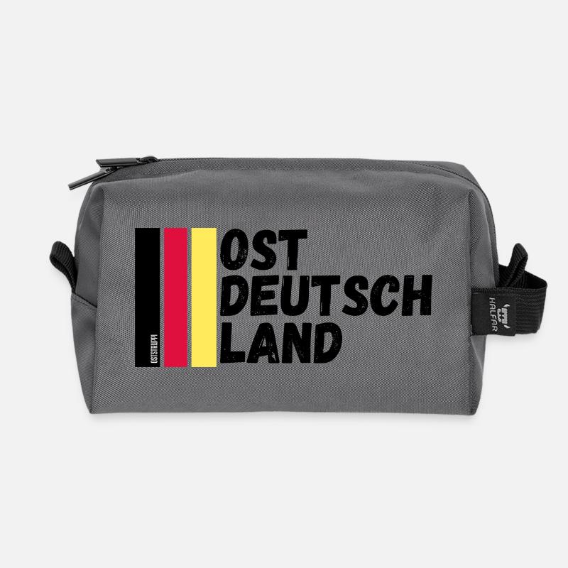 Ost Deutschland – Stolz und Nostalgie vereint - Recycelte Kulturtasche - Anthrazit