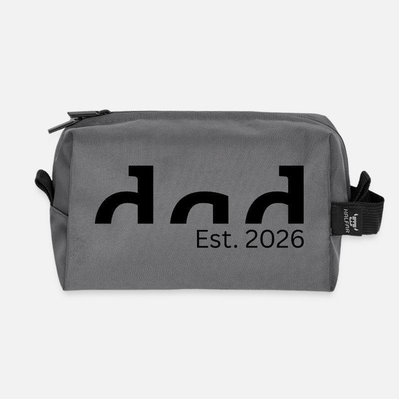 Dad Est. 2026 - Geschenk für werdende Väter - Recycelte Kulturtasche - Anthrazit