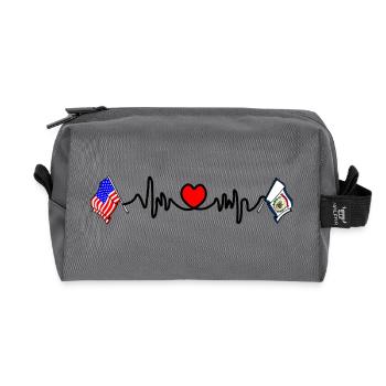 Cardio-Herz mit USA-Flagge und West Virginia-Flagge - Recycelte Kulturtasche - Anthrazit - Vorne