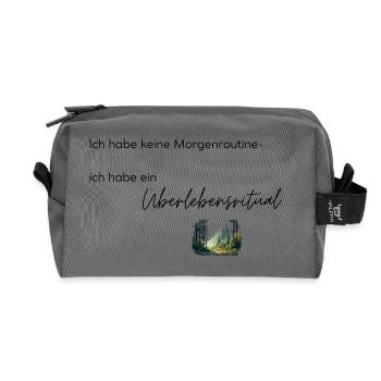 LIEBEVOLL Morgenroutine Wald - Recycelte Kulturtasche - Anthrazit - Vorne