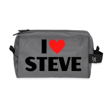 I love Steve Rotes Herz Liebe Fan Geschenk - Recycelte Kulturtasche - Anthrazit - Vorne