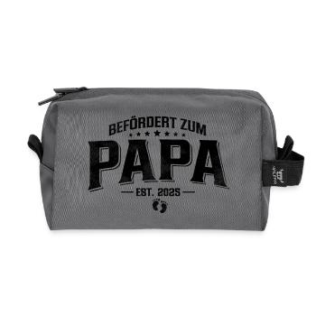 Befördert zum Papa 2025 - Recycelte Kulturtasche - Anthrazit - Vorne