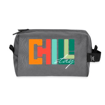 Chill Stay: Geometrische Retro-Palette - Recycelte Kulturtasche - Anthrazit - Vorne