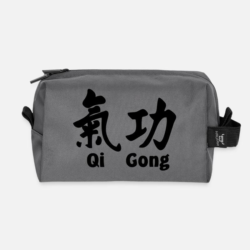 QI gong script with text horizontal - Recycled Toiletry Zip Bag - anthracite