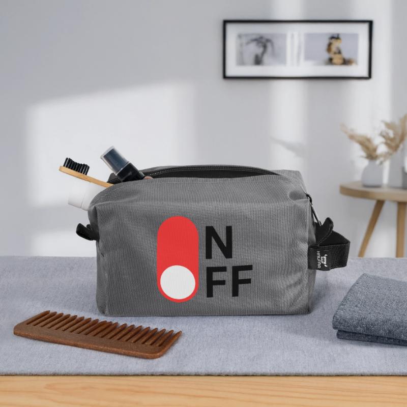 Mode ON/OFF Trousse de toilette en tissu recyclé