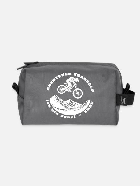 Abenteuer Transalp - Ich bin dabei - 2025 Fahrrad - Recycelte Kulturtasche - Anthrazit